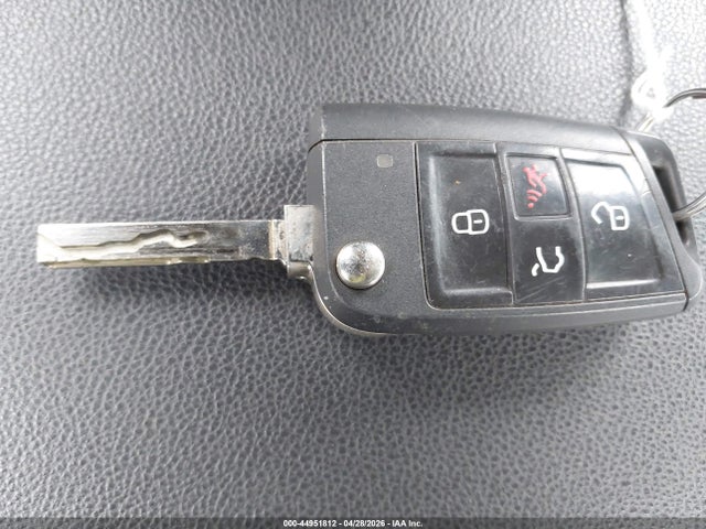44951812 :رقم المزاد ، 3VWC57BU1LM102820 vin ، 2020 Volkswagen Jetta 1.4t R-line/1.4t S/1.4t Se مزاد بيع