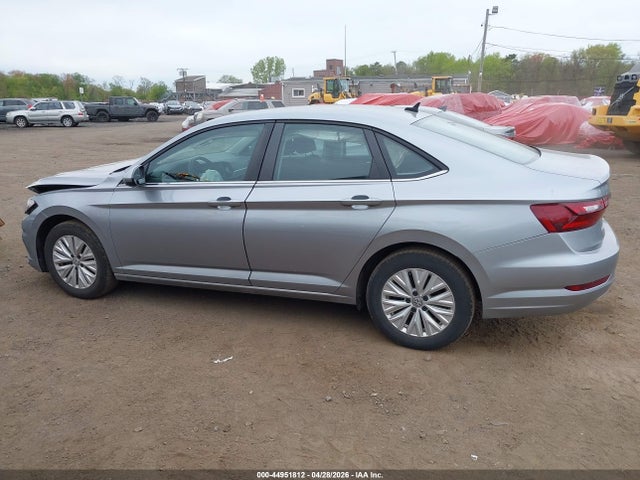 44951812 :رقم المزاد ، 3VWC57BU1LM102820 vin ، 2020 Volkswagen Jetta 1.4t R-line/1.4t S/1.4t Se مزاد بيع