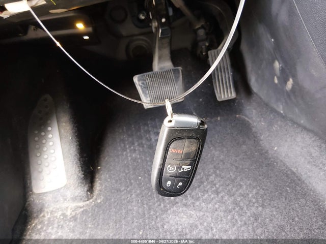 Продаж на аукціоні авто 2019 Jeep Cherokee Latitude Plus 4x4, vin: 1C4PJMLB5KD287301, номер лоту: 44951846
