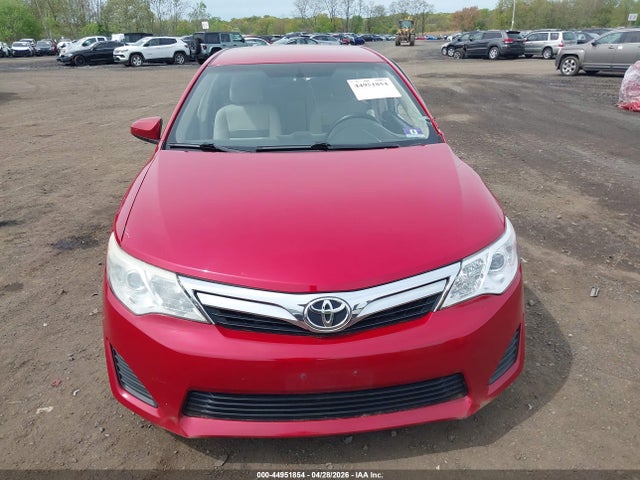44951854 :رقم المزاد ، 4T1BF1FK6CU548163 vin ، 2012 Toyota Camry Le مزاد بيع
