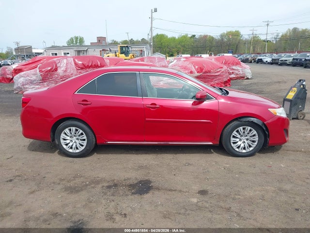 44951854 :رقم المزاد ، 4T1BF1FK6CU548163 vin ، 2012 Toyota Camry Le مزاد بيع