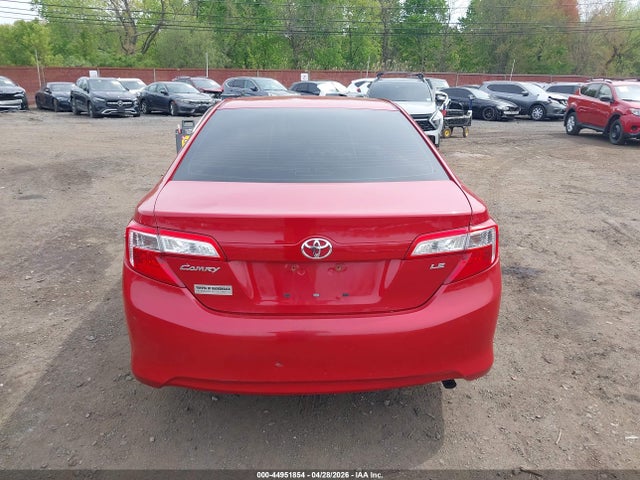 44951854 :رقم المزاد ، 4T1BF1FK6CU548163 vin ، 2012 Toyota Camry Le مزاد بيع