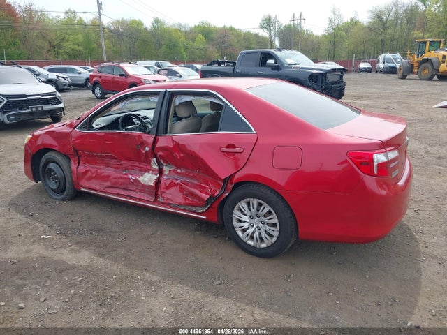 44951854 :رقم المزاد ، 4T1BF1FK6CU548163 vin ، 2012 Toyota Camry Le مزاد بيع