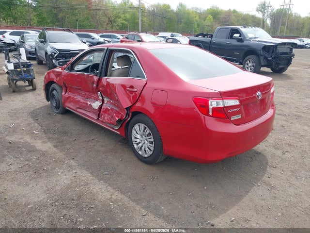 44951854 :رقم المزاد ، 4T1BF1FK6CU548163 vin ، 2012 Toyota Camry Le مزاد بيع
