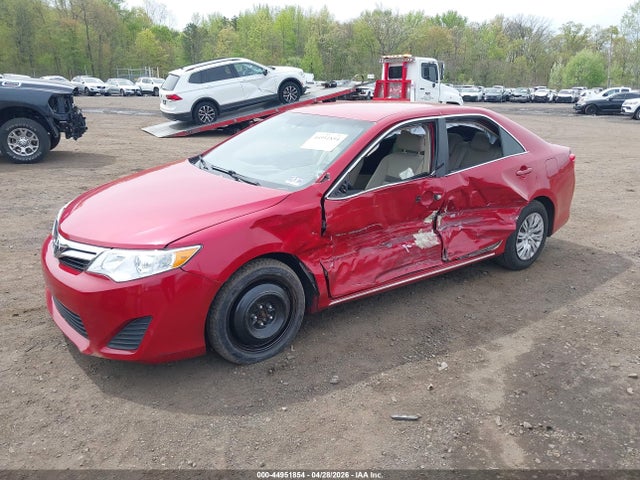 44951854 :رقم المزاد ، 4T1BF1FK6CU548163 vin ، 2012 Toyota Camry Le مزاد بيع