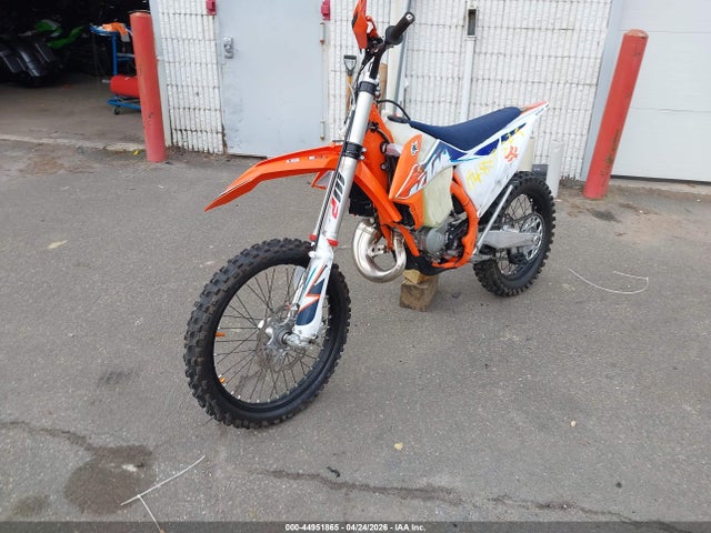 KTM 125 Xc 2022 VBKXCH236NM166324 Image 2
