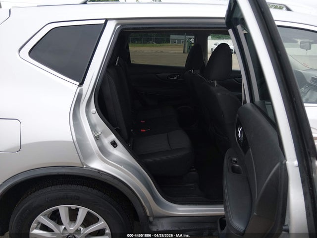 2020 Nissan Rogue Sv Fwd მანქანა იყიდება აუქციონზე, vin: KNMAT2MT1LP501759, აუქციონის ნომერი: 44951886