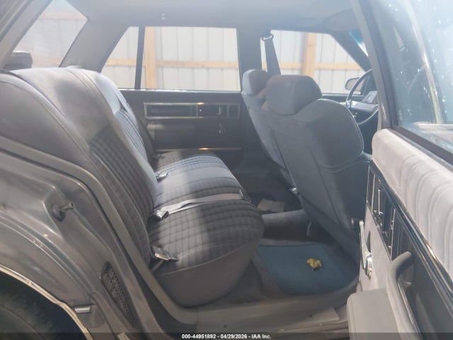 1988 Oldsmobile Delta 88 Royale მანქანა იყიდება აუქციონზე, vin: 1G3HN54C9JW370836, აუქციონის ნომერი: 44951892