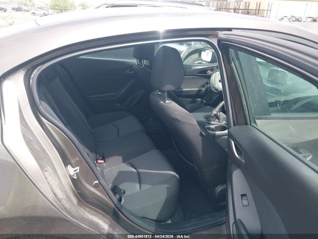 2015 Mazda Mazda3 I Sport მანქანა იყიდება აუქციონზე, vin: 3MZBM1U79FM235526, აუქციონის ნომერი: 44951912