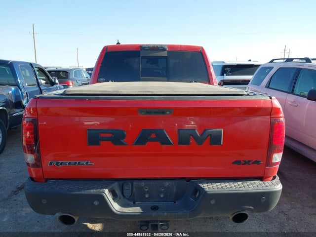 44951932 :رقم المزاد ، 1C6RR7YT1FS736888 vin ، 2015 Ram 1500 Rebel مزاد بيع