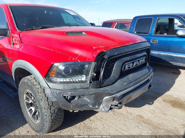 44951932 :رقم المزاد ، 1C6RR7YT1FS736888 vin ، 2015 Ram 1500 Rebel مزاد بيع