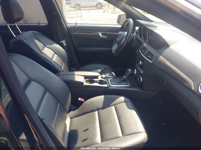 Продажа на аукционе авто 2012 Mercedes-benz C 300 Sport 4matic, vin: WDDGF8BB9CR226294, номер лота: 44951933