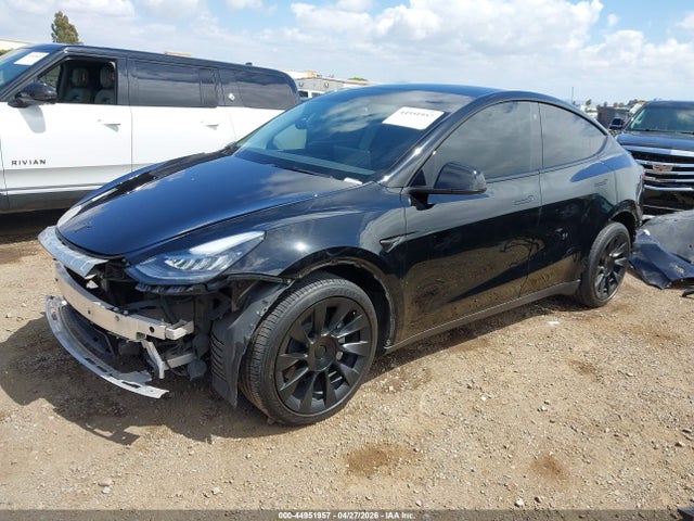 2023 Tesla Model Y Awd/long Range Dual Motor All-wheel Drive მანქანა იყიდება აუქციონზე, vin: 7SAYGDEE9PA116318, აუქციონის ნომერი: 44951957