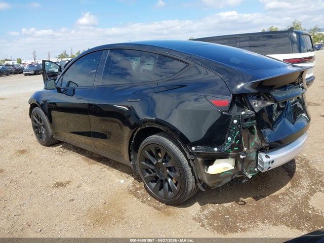 2023 Tesla Model Y Awd/long Range Dual Motor All-wheel Drive მანქანა იყიდება აუქციონზე, vin: 7SAYGDEE9PA116318, აუქციონის ნომერი: 44951957
