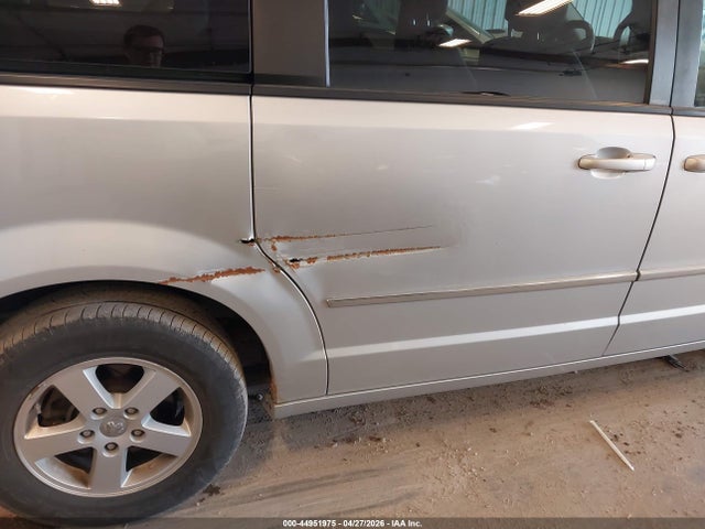Продажа на аукционе авто 2010 Dodge Grand Caravan Sxt, vin: 2D4RN5D15AR427399, номер лота: 44951975