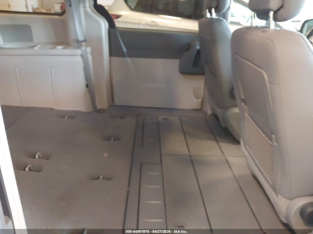 Продажа на аукционе авто 2010 Dodge Grand Caravan Sxt, vin: 2D4RN5D15AR427399, номер лота: 44951975