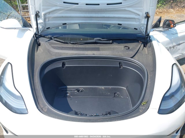 2020 Tesla Model 3 მანქანა იყიდება აუქციონზე, vin: 5YJ3E1EA4LF598007, აუქციონის ნომერი: 44951983