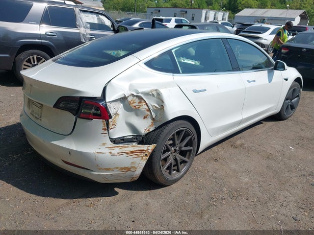 2020 Tesla Model 3 მანქანა იყიდება აუქციონზე, vin: 5YJ3E1EA4LF598007, აუქციონის ნომერი: 44951983