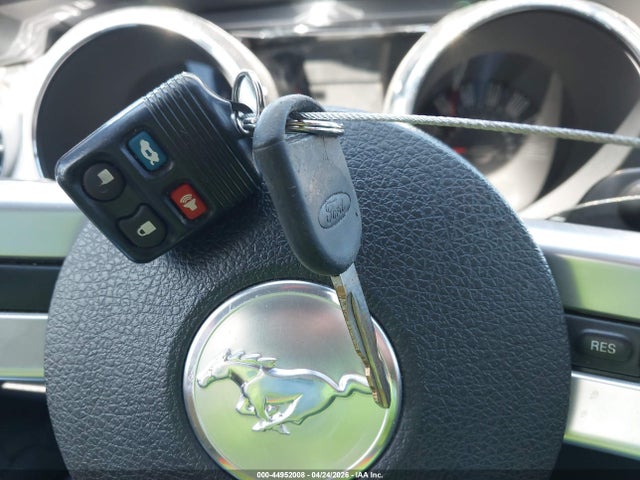 Aukcja sprzedaży 2005 Ford Mustang Gt Deluxe/gt Premium, vin: 1ZVFT82H755247977, numer aukcji: 44952008