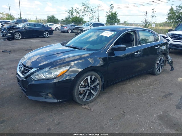 44952014 :رقم المزاد ، 1N4AL3AP6JC219852 vin ، 2018 Nissan Altima 2.5 Sr مزاد بيع
