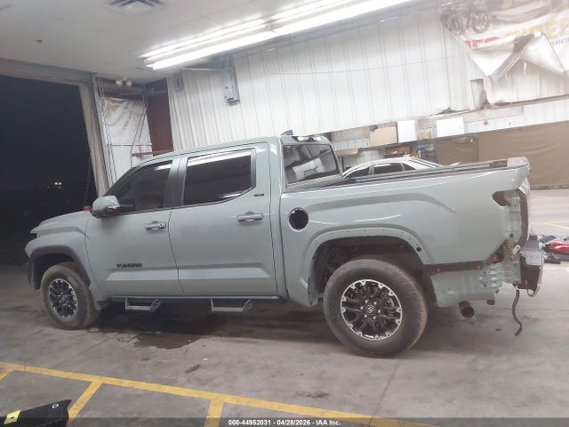 Продаж на аукціоні авто 2025 Toyota Tundra Sr5, vin: 5TFLA5DB2SX261384, номер лоту: 44952031