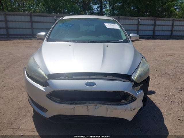 44952033 :رقم المزاد ، 1FADP3K25GL321687 vin ، 2016 Ford Focus Se مزاد بيع