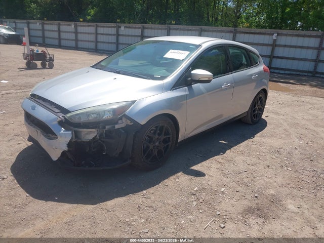 44952033 :رقم المزاد ، 1FADP3K25GL321687 vin ، 2016 Ford Focus Se مزاد بيع