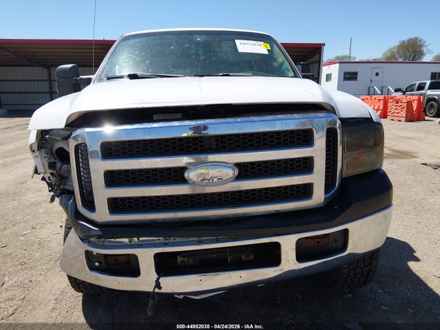 44952038 :رقم المزاد ، 1FTSW21P35EB80504 vin ، 2005 Ford F-250 Lariat/xl/xlt مزاد بيع