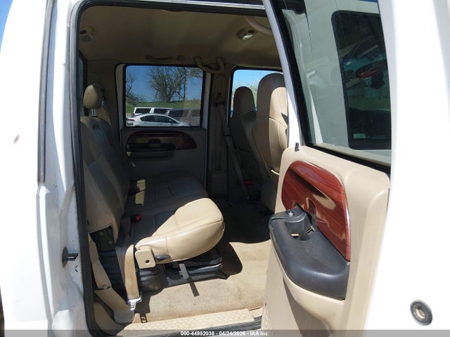 44952038 :رقم المزاد ، 1FTSW21P35EB80504 vin ، 2005 Ford F-250 Lariat/xl/xlt مزاد بيع