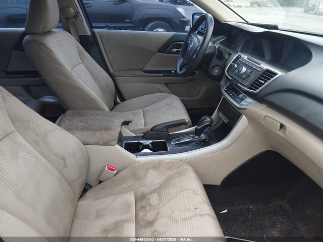 Продажа на аукционе авто 2014 Honda Accord Lx, vin: 1HGCR2F30EA111831, номер лота: 44952043