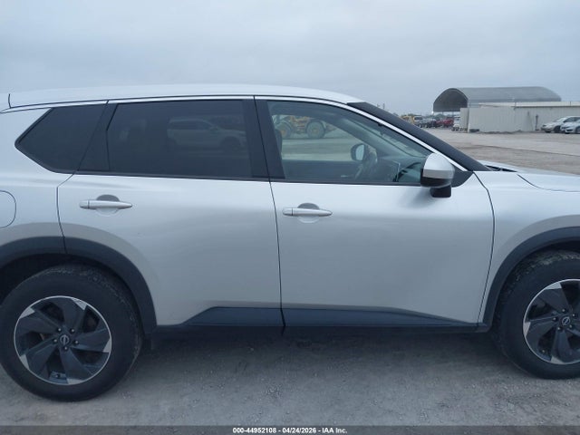 5N1BT3BB1RC706580 Nissan Rogue Sv Intelligent Awd