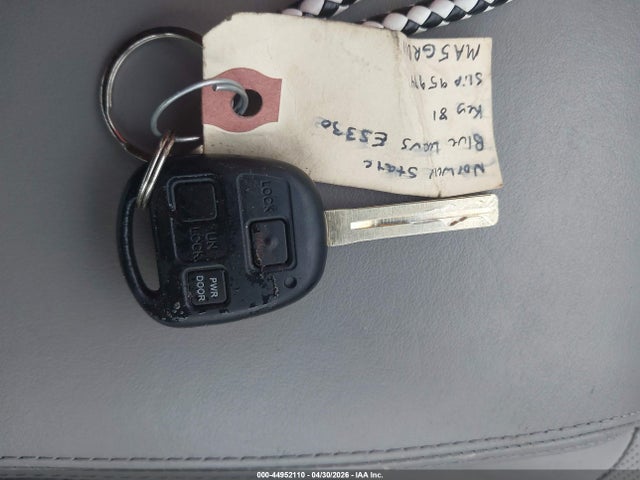 Продажа на аукционе авто 2005 Lexus Es 330, vin: JTHBA30G855078197, номер лота: 44952110