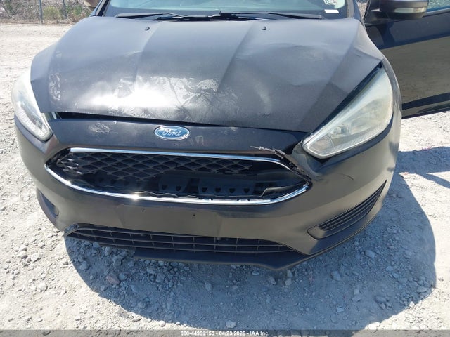 44952153 :رقم المزاد ، 1FADP3K2XHL252593 vin ، 2017 Ford Focus Se مزاد بيع