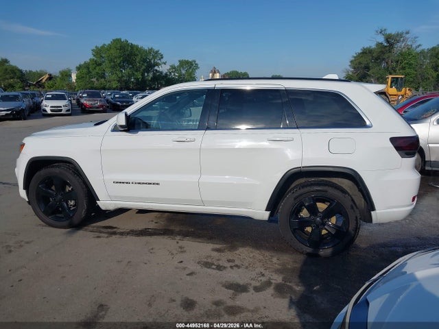 Продажа на аукционе авто 2015 Jeep Grand Cherokee Altitude, vin: 1C4RJEAG7FC677678, номер лота: 44952168