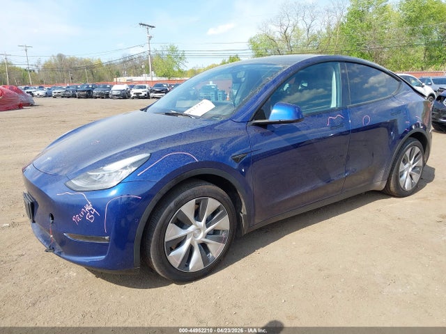 2022 Tesla Model Y Long Range Dual Motor All-wheel Drive მანქანა იყიდება აუქციონზე, vin: 7SAYGAEE0NF393129, აუქციონის ნომერი: 44952210
