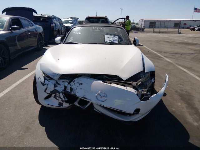 Auction sale of the 2025 Mazda Mx-5 Miata Grand Touring, vin: JM1NDAD75S0658360, lot number: 44952219