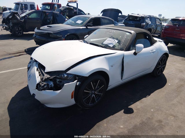 Auction sale of the 2025 Mazda Mx-5 Miata Grand Touring, vin: JM1NDAD75S0658360, lot number: 44952219