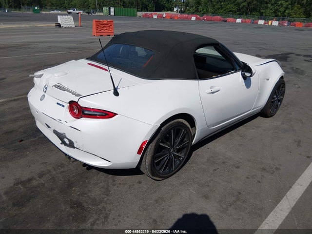 Auction sale of the 2025 Mazda Mx-5 Miata Grand Touring, vin: JM1NDAD75S0658360, lot number: 44952219
