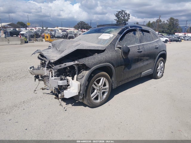 W1N4N4GB3MJ160433 Mercedes-Benz GLA