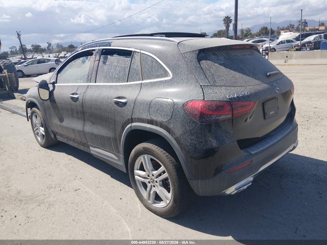 W1N4N4GB3MJ160433 Mercedes-Benz GLA