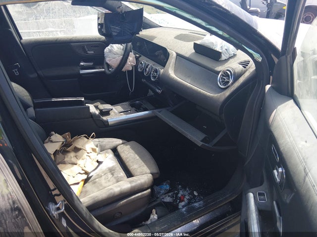 W1N4N4GB3MJ160433 Mercedes-Benz GLA