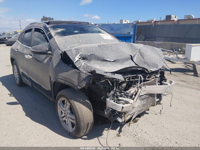 W1N4N4GB3MJ160433 Mercedes-Benz GLA
