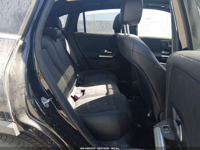 W1N4N4GB3MJ160433 Mercedes-Benz GLA
