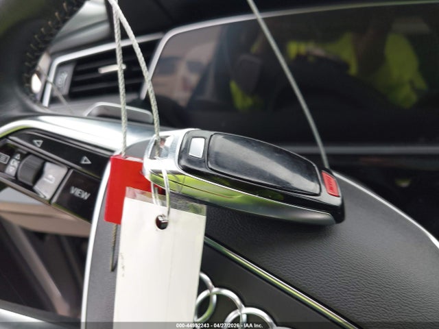 WA1AAAGE9MB018476 Audi E-tron Premium Quattro