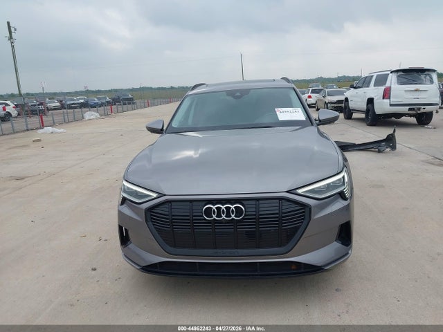 WA1AAAGE9MB018476 Audi E-tron Premium Quattro