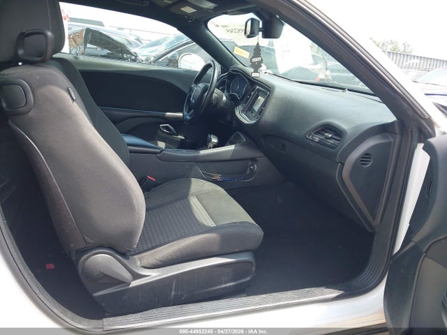 Продаж на аукціоні авто 2019 Dodge Challenger Sxt, vin: 2C3CDZAGXKH687749, номер лоту: 44952245