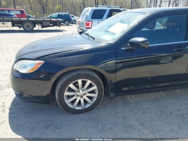 44952257 :رقم المزاد ، 1C3CCBBG9CN197692 vin ، 2012 Chrysler 200 Touring مزاد بيع