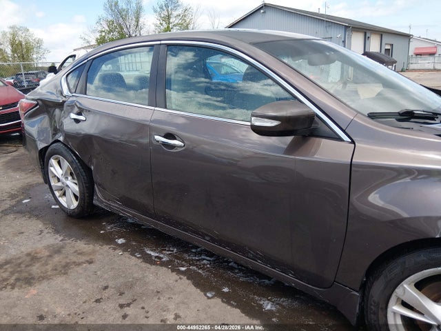44952265 :رقم المزاد ، 1N4AL3AP4FC157682 vin ، 2015 Nissan Altima 2.5 Sv مزاد بيع