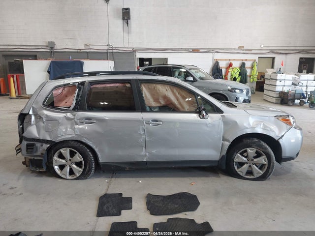 44952297 :رقم المزاد ، JF2SJADC2FH815375 vin ، 2015 Subaru Forester 2.5i Premium مزاد بيع