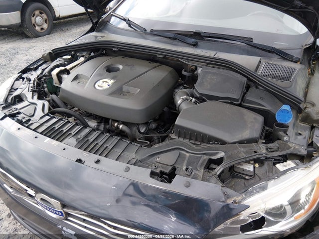 2015 Volvo V60 T5 Platinum მანქანა იყიდება აუქციონზე, vin: YV140MEM6F1220602, აუქციონის ნომერი: 44952300